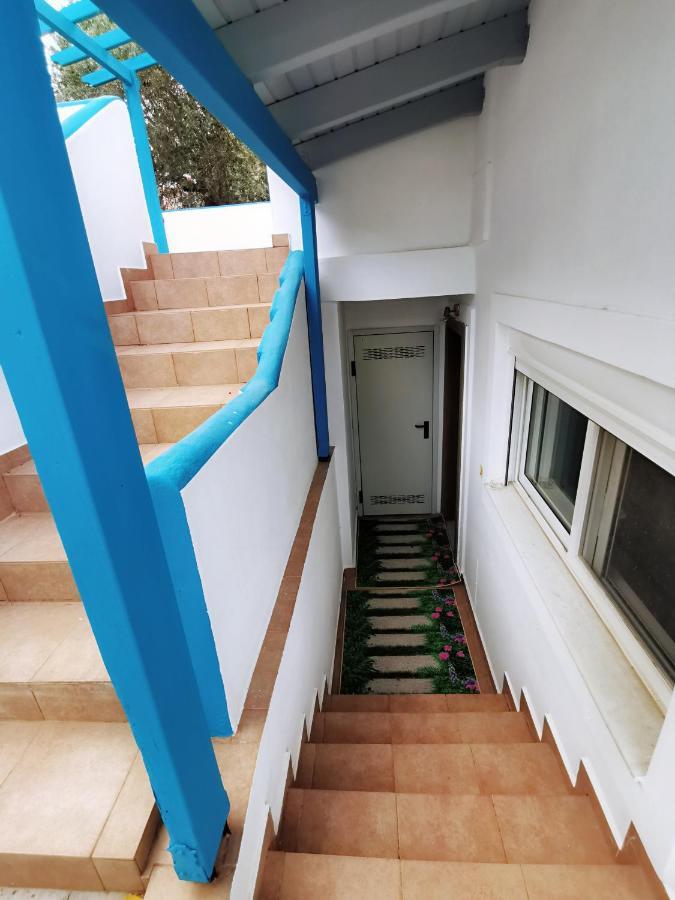 Sicci Villa Near The Airport & Sea Atenas Exterior foto