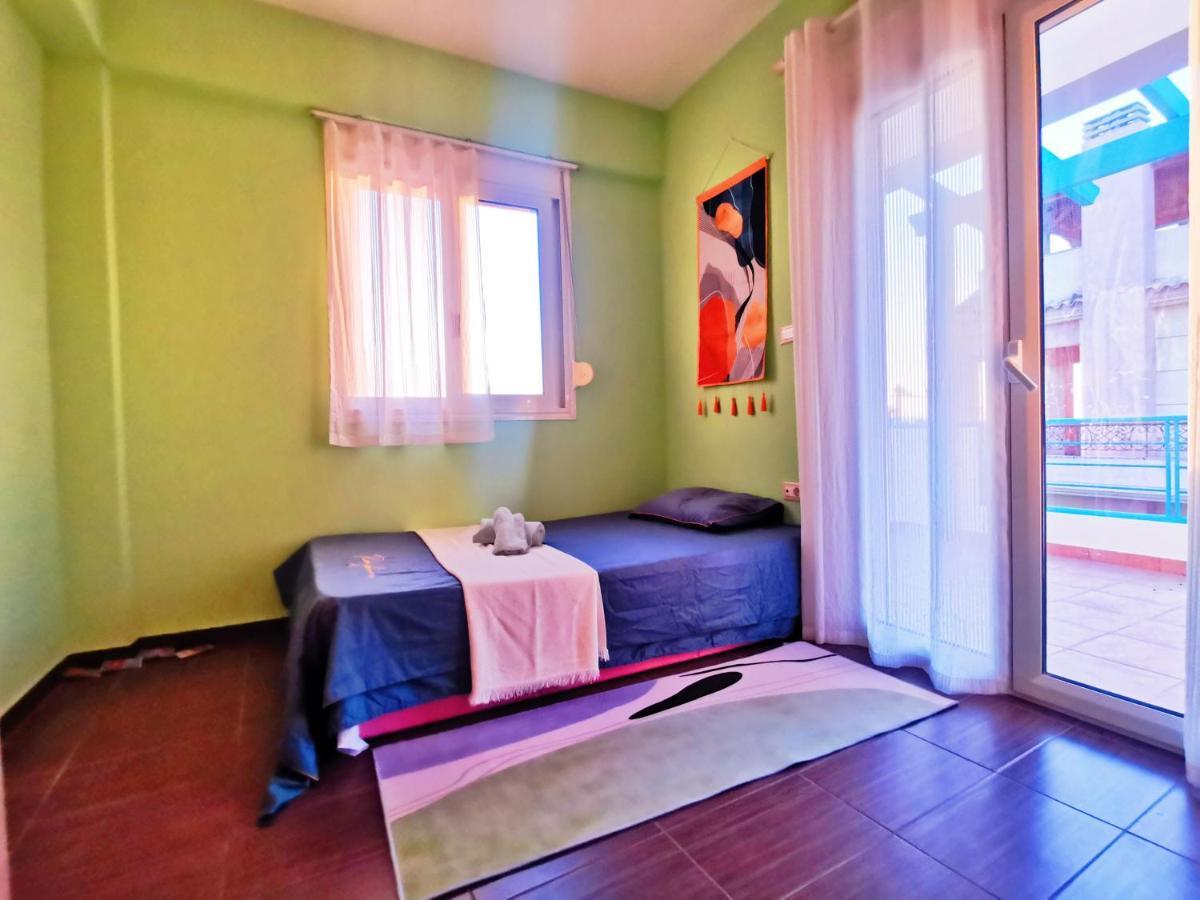 Sicci Villa Near The Airport & Sea Atenas Exterior foto